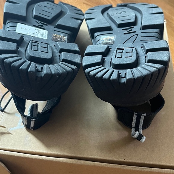 E8 By Miista Eunice Black Sandals EU 37 or 6.5 US NIB - Picture 12 of 16